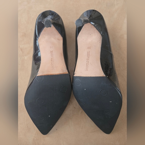 Manolo Blahnik BB 105 Pumps Patent Leather Black Heels, Size 39, 2 Dust Bags - Picture 5 of 7